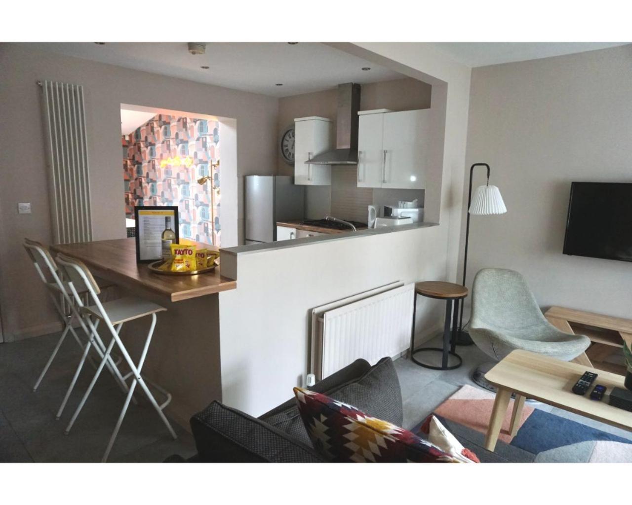 Apartment The *